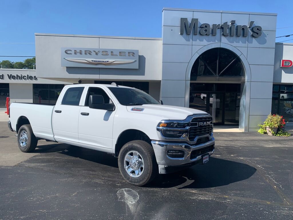New 2026 RAM 2500 Tradesman image 2