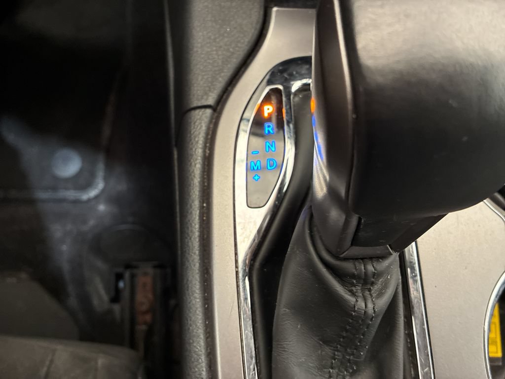 Used 2019 Jeep Grand Cherokee Laredo AWD/4WD image 20