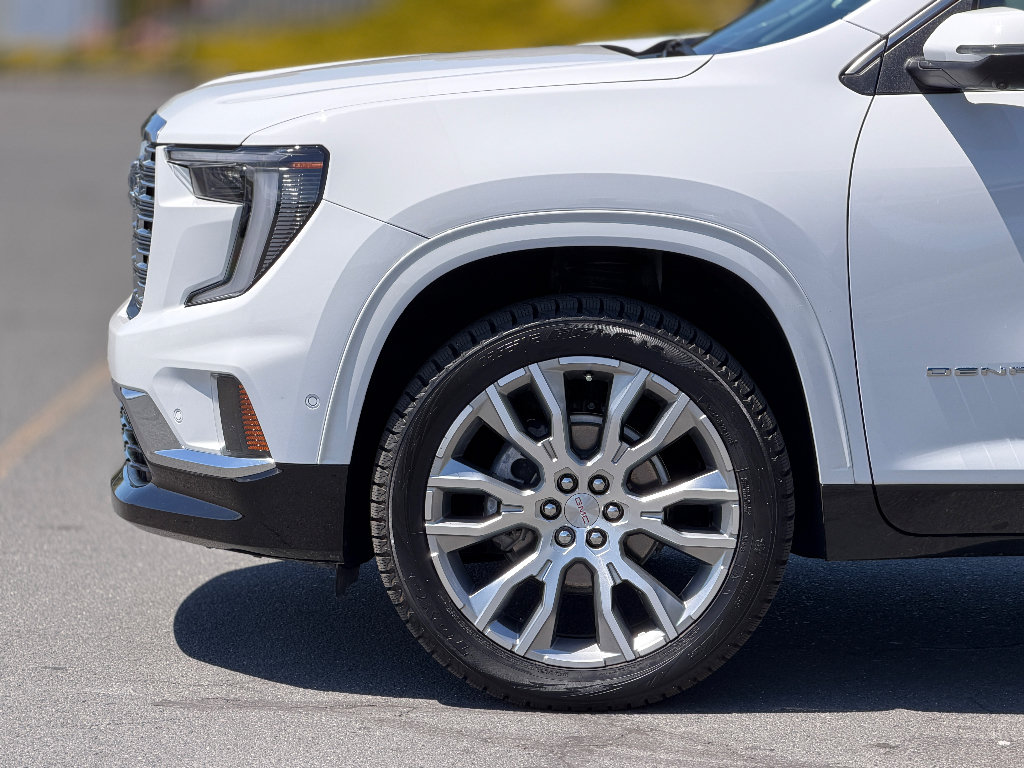 Used 2025 GMC Acadia Denali w/ Super Cruise Package AWD/4WD image 20