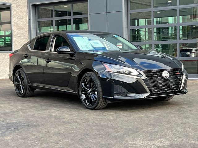 New 2025 Nissan Altima 2.5 SR image 9