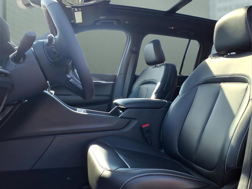 New 2025 Jeep Grand Cherokee Limited w/ Trailer Tow Package image 12