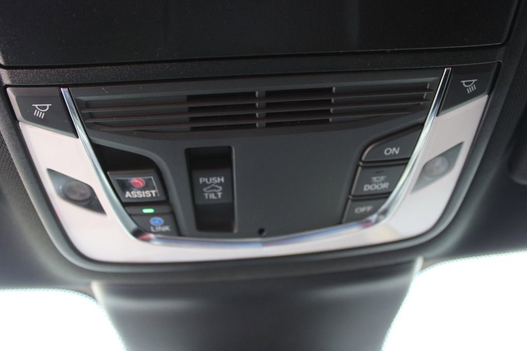 Used 2022 Acura TLX w/ A-SPEC Pkg image 19