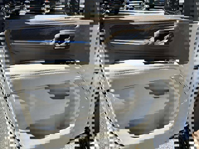 Used 2024 GMC Yukon XL Denali w/ Denali Reserve Package image 19