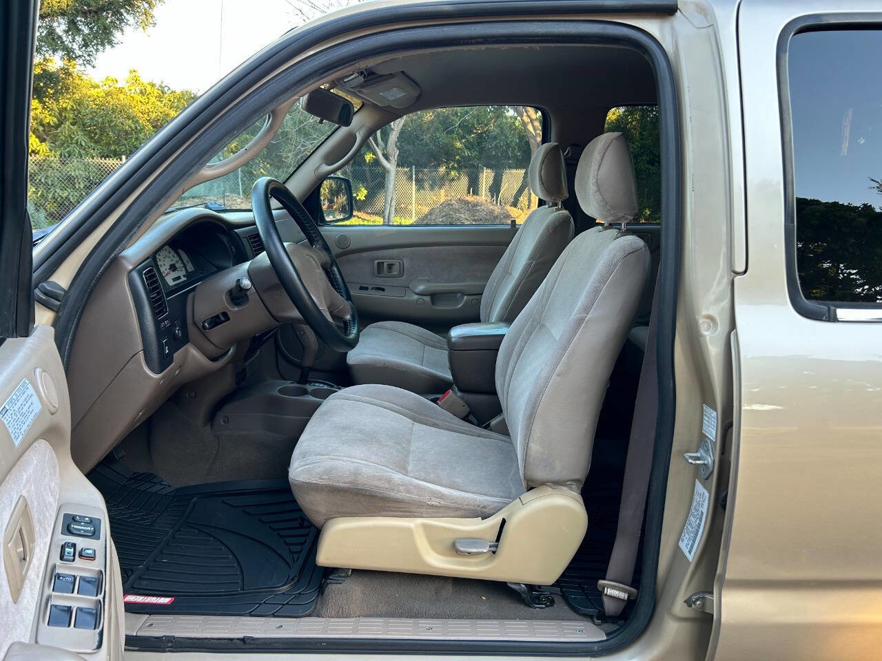Used 2003 Toyota Tacoma PreRunner image 24