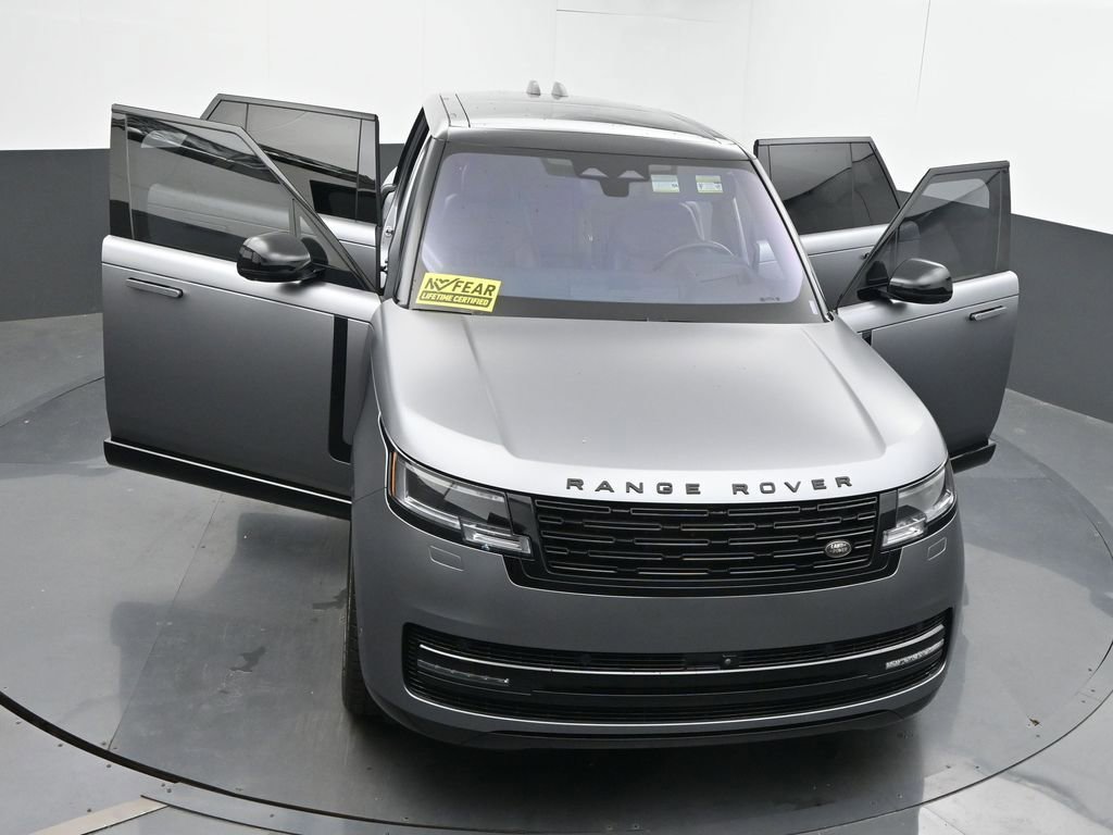 Used 2023 Land Rover Range Rover SE image 58