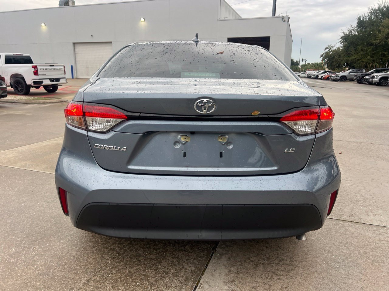 Used 2025 Toyota Corolla LE FWD image 6