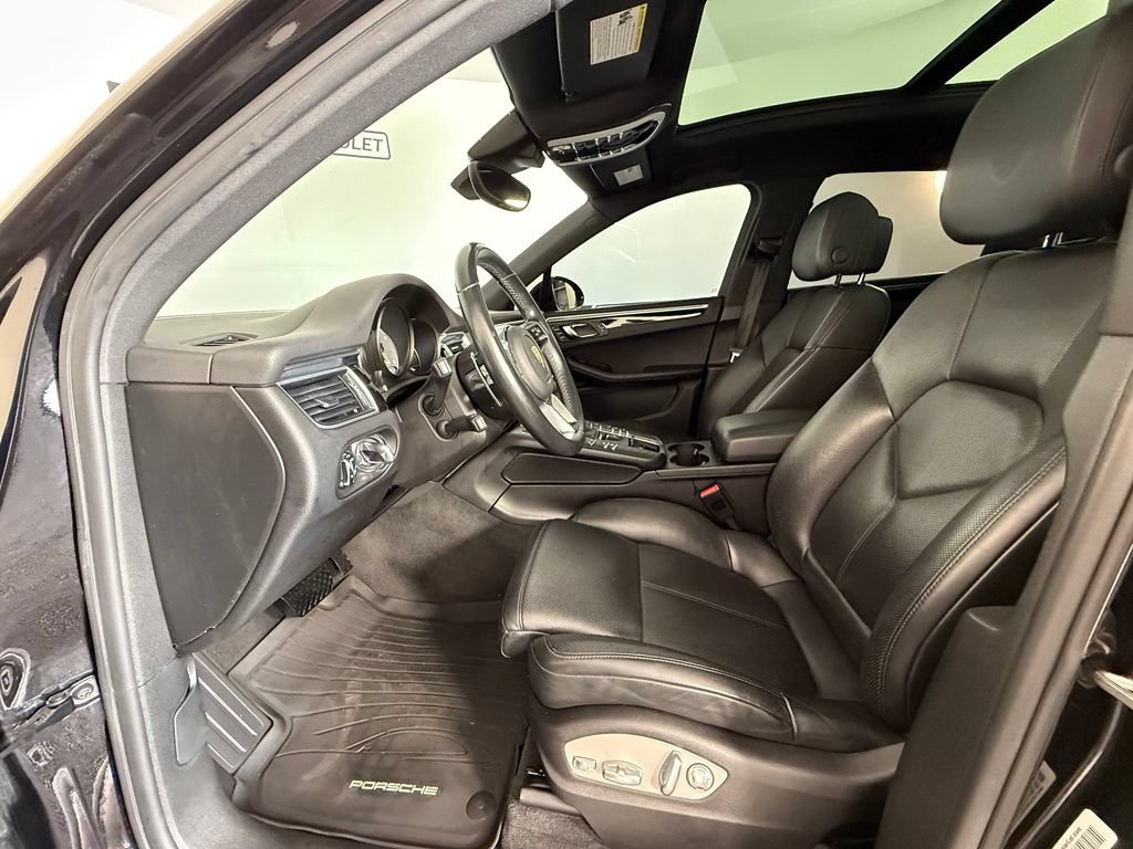 Used 2017 Porsche Macan S AWD/4WD image 16