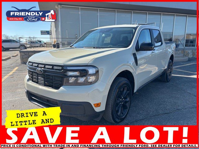 New 2024 Ford Maverick Lariat w/ Black Appearance Package