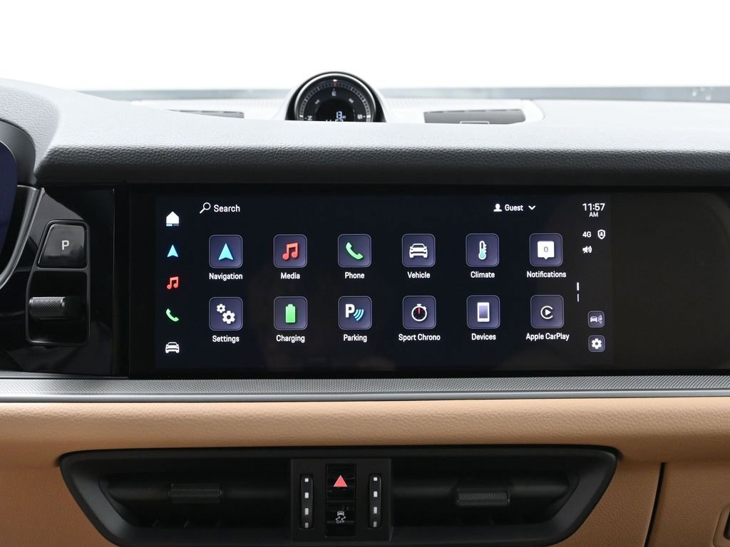 Used 2025 Porsche Cayenne E-Hybrid image 22