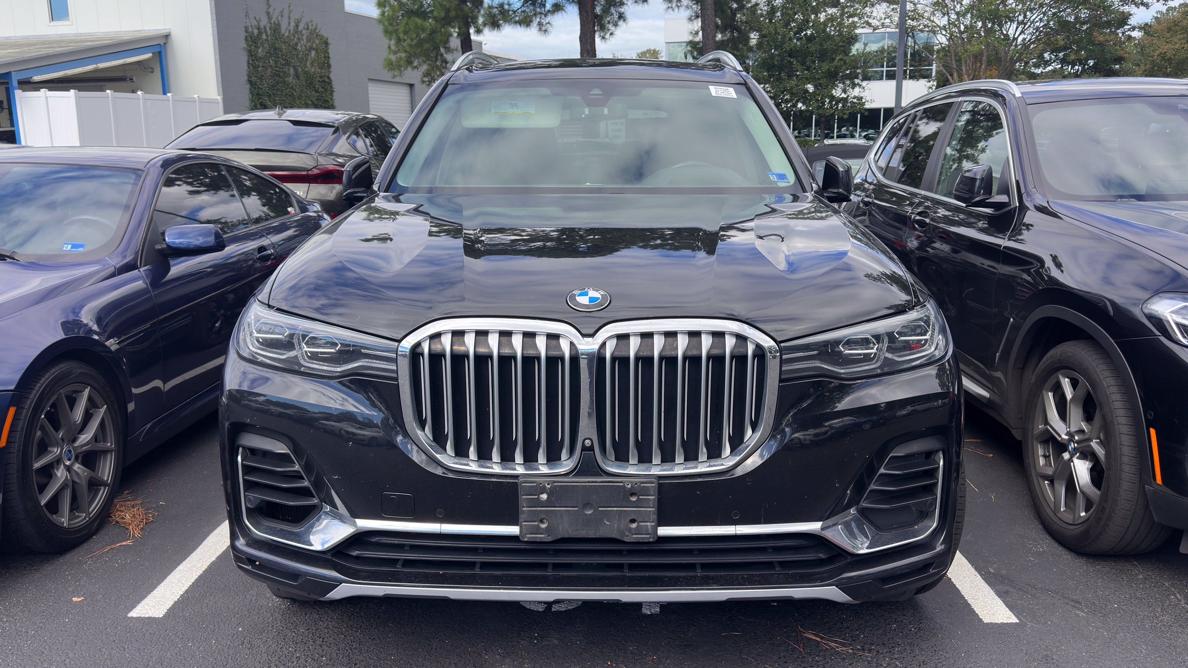 Used 2020 BMW X7 xDrive40i w/ Premium Package AWD/4WD image 12