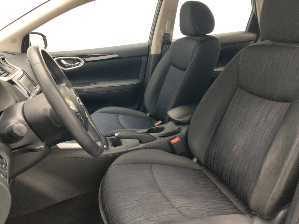 Used 2019 Nissan Sentra SV w/ Special Edition Package FWD image 17