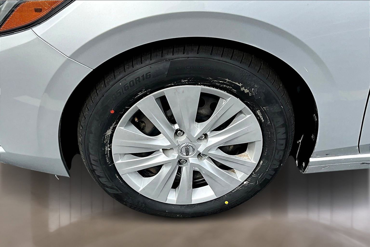 Used 2023 Nissan Sentra S image 33