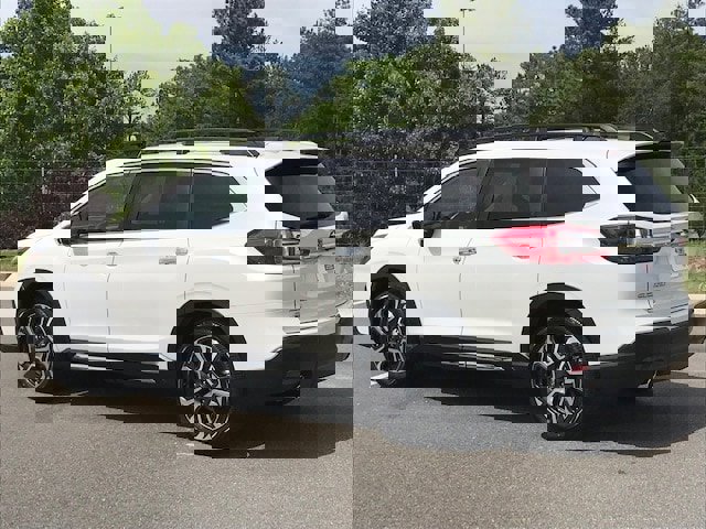 Certified 2026 Subaru Ascent Touring w/ Popular Package #2 image 4