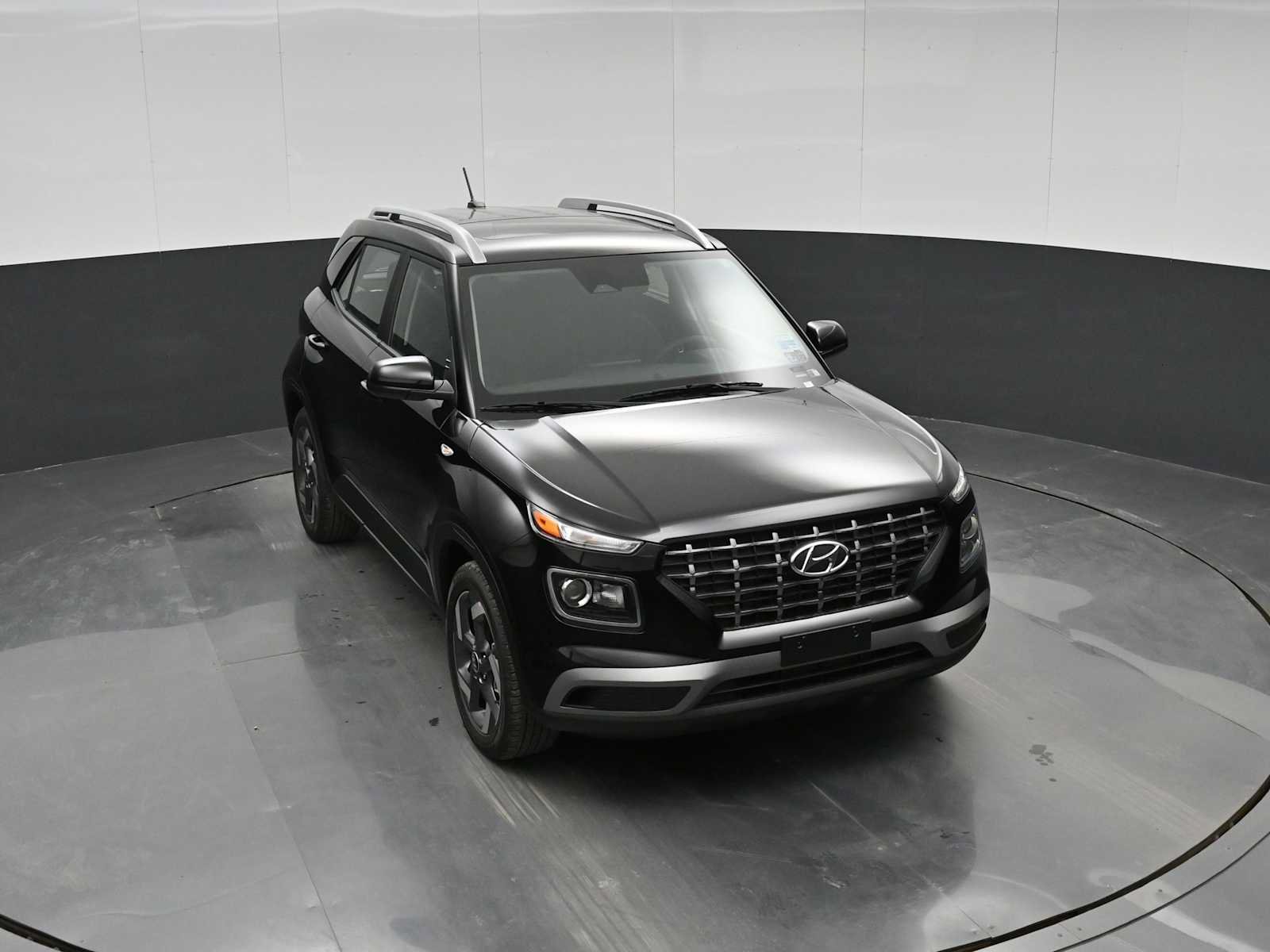 New 2026 Hyundai Venue SEL FWD image 24