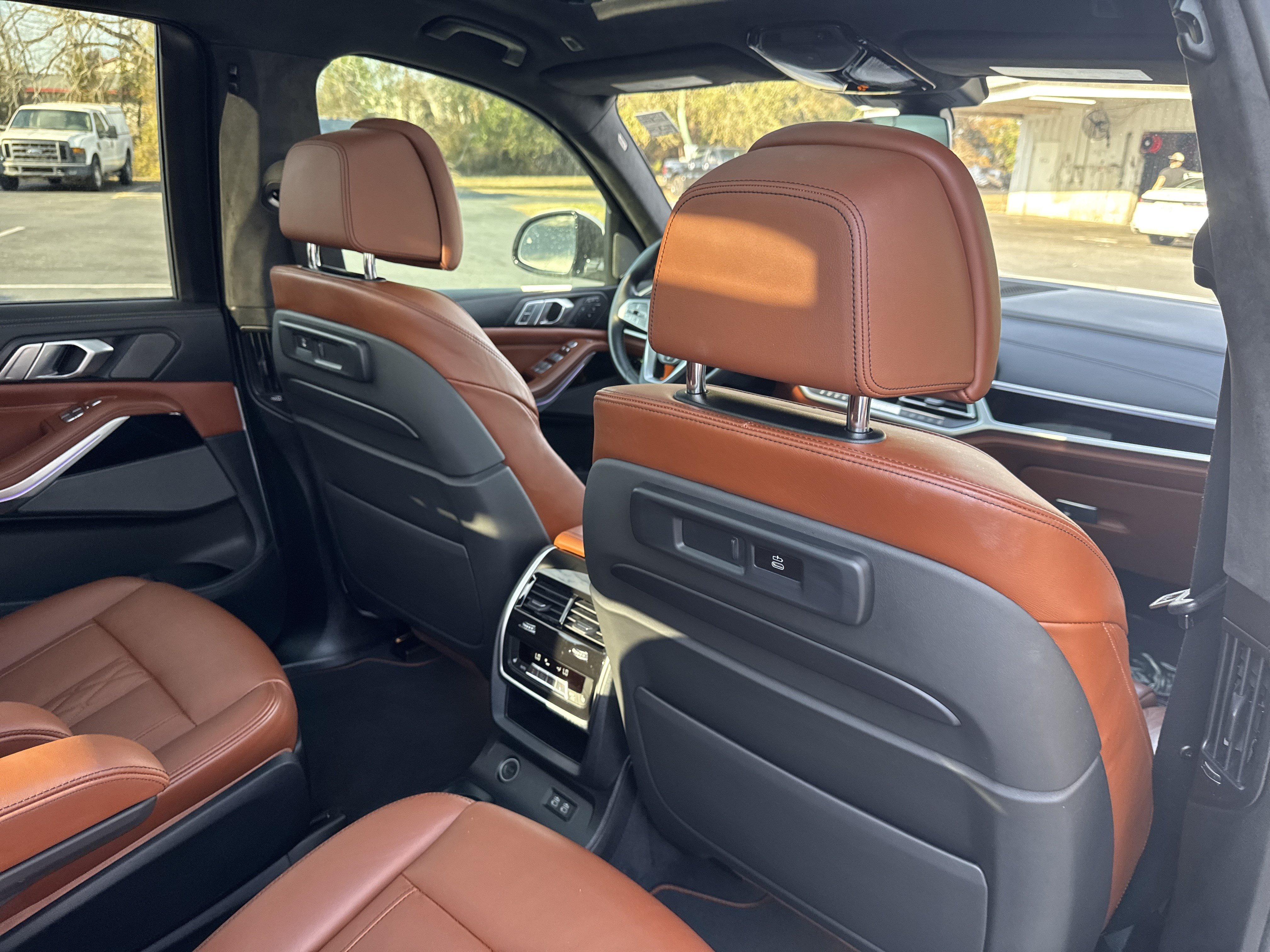 Used 2022 BMW ALPINA XB7 AWD/4WD image 35