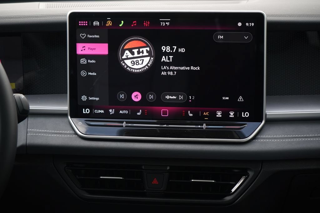 New 2026 Volkswagen Tiguan SE AWD/4WD image 10
