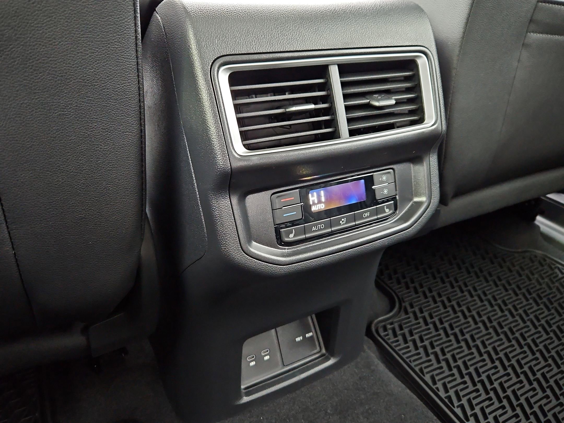 New 2026 Volkswagen Atlas SEL Premium R-Line image 24