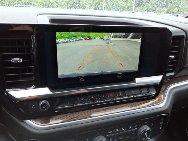 Used 2022 Chevrolet Silverado 1500 LT AWD/4WD image 13