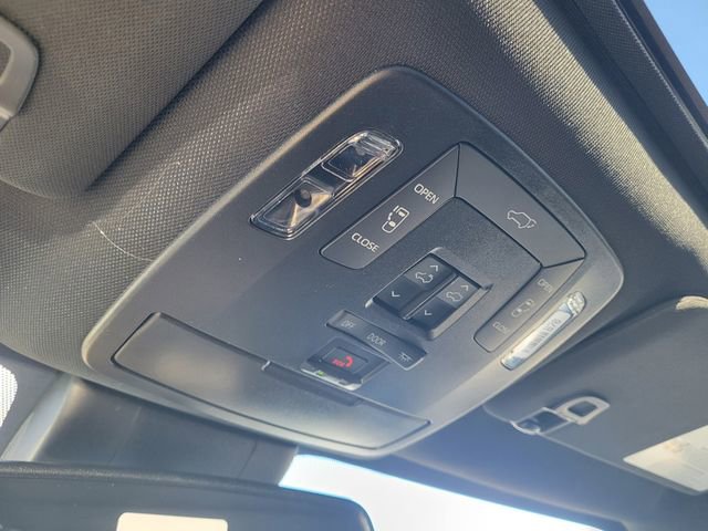 New 2026 Toyota Sienna XLE Woodland Edition AWD/4WD image 31