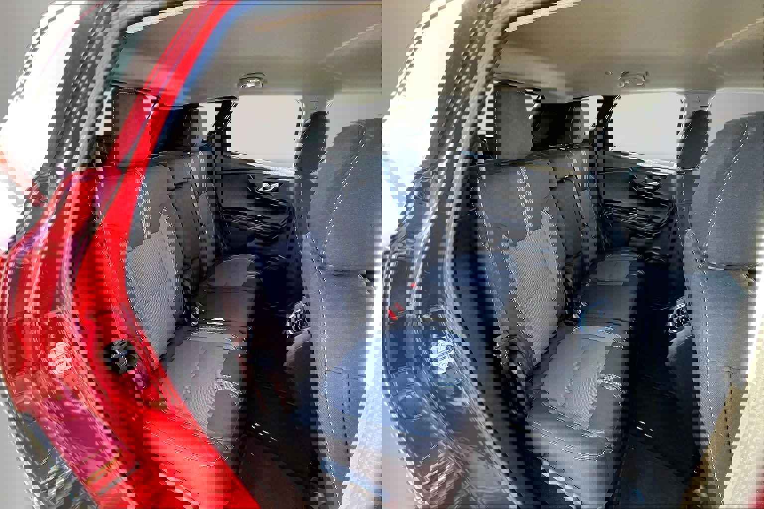 Used 2023 Chevrolet Blazer LT image 25