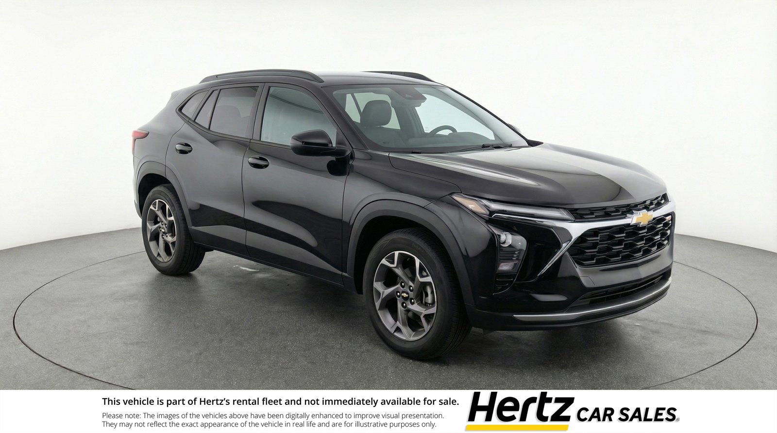 Used 2025 Chevrolet Trax LT image 1