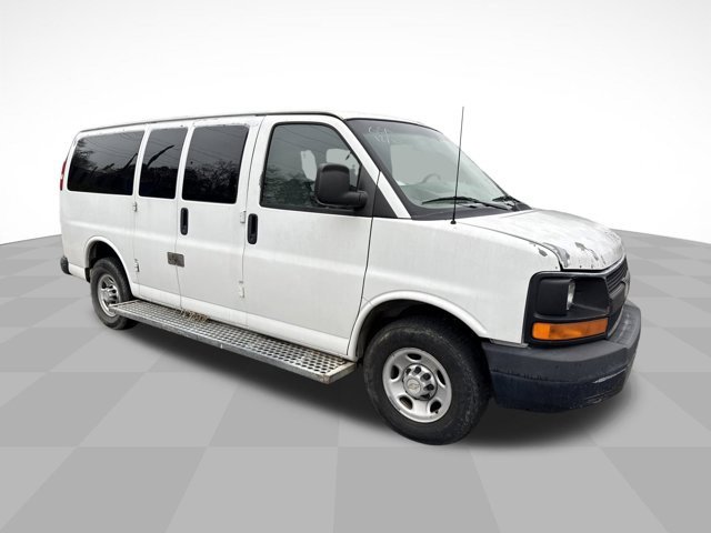 Used 2011 Chevrolet Express 2500 LS image 3