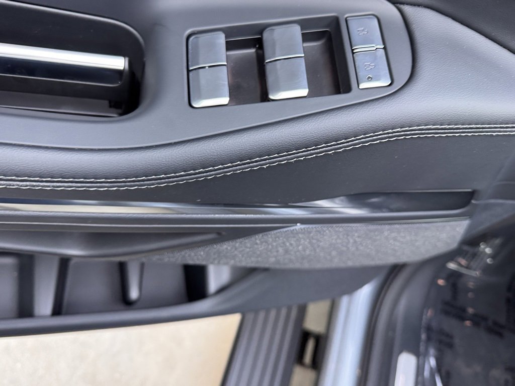 New 2025 Lincoln Navigator Reserve w/ Jet Appearance Package image 17