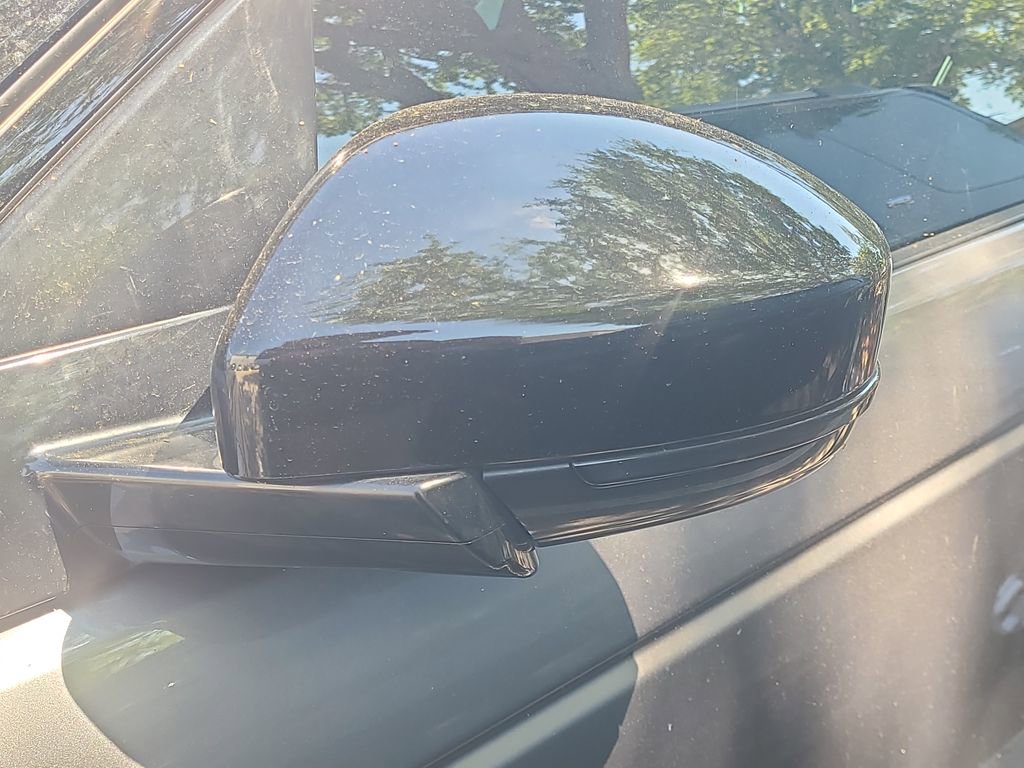 Used 2020 Land Rover Discovery Sport SE R-Dynamic AWD/4WD image 37