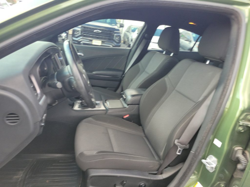 Used 2021 Dodge Charger SXT w/ Blacktop Package RWD image 18