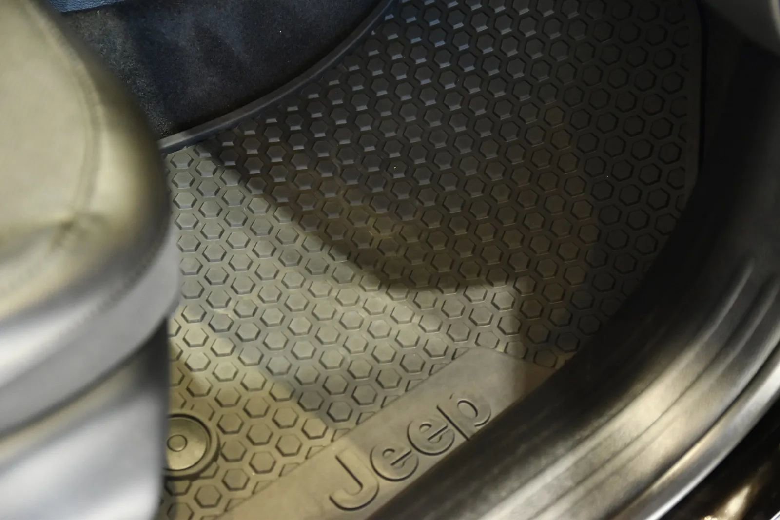 Used 2023 Jeep Compass Trailhawk w/ Trailhawk Elite Group image 29