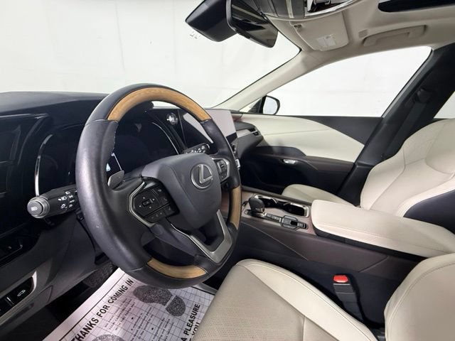 Used 2025 Lexus RX 350 Premium Plus w/ Accessory Package (Z1) FWD image 7