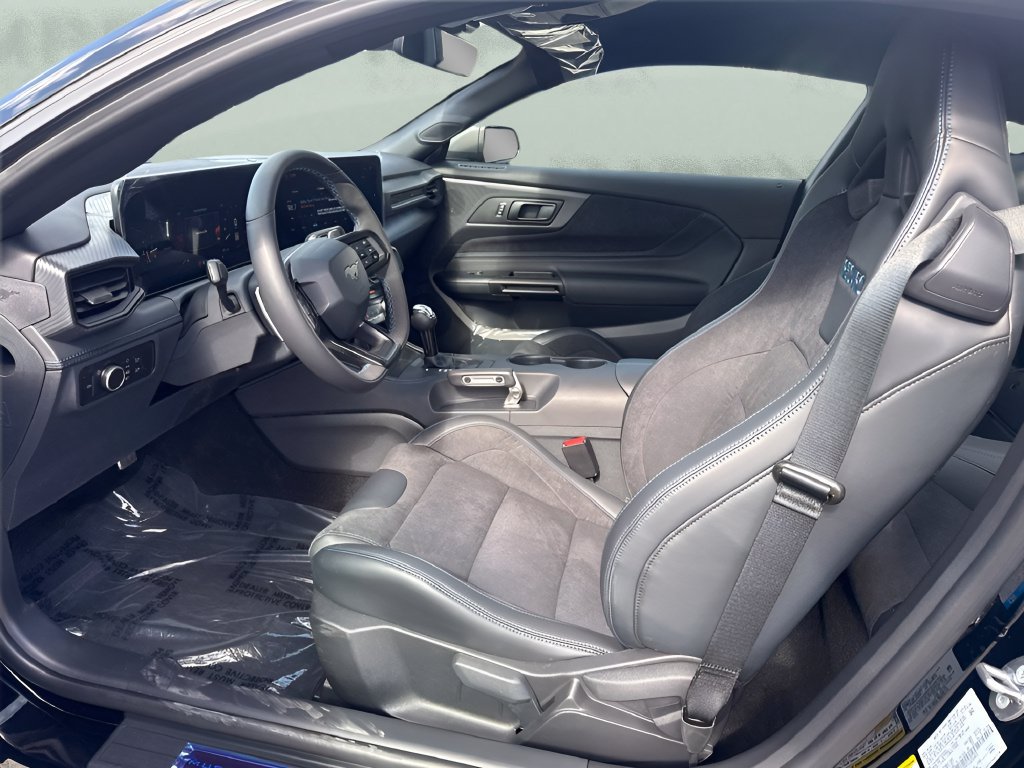 Used 2026 Ford Mustang Dark Horse RWD image 9