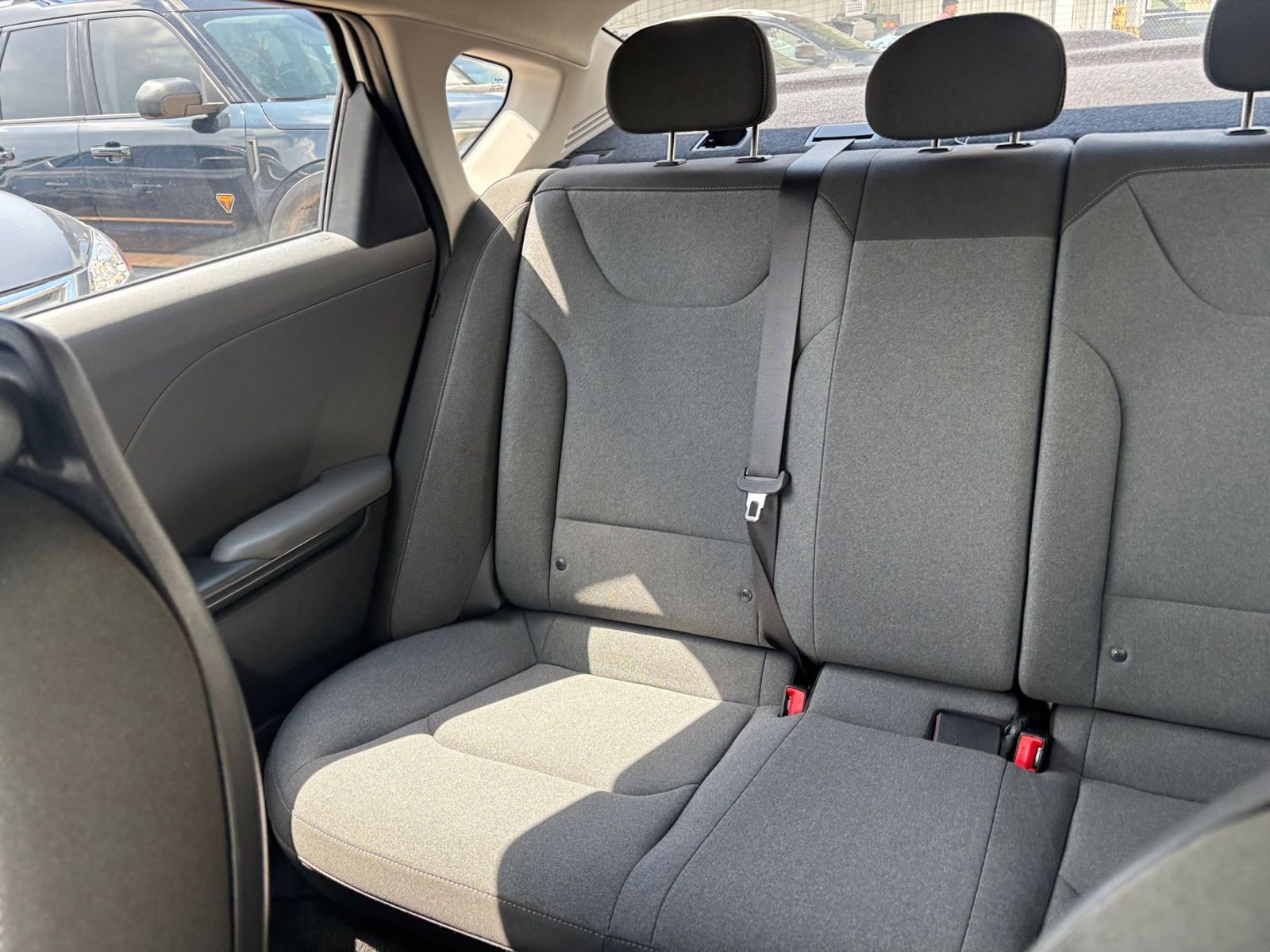 Used 2025 Kia K4 FWD image 38