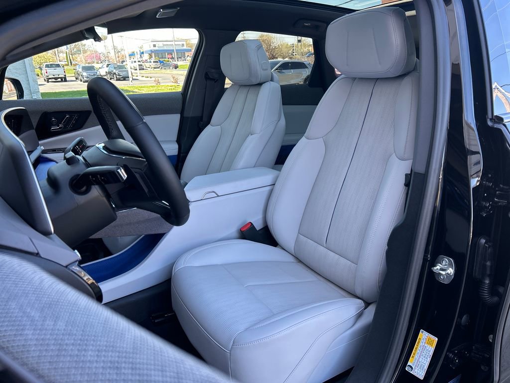 New 2026 Cadillac Optiq Sport 2 image 17