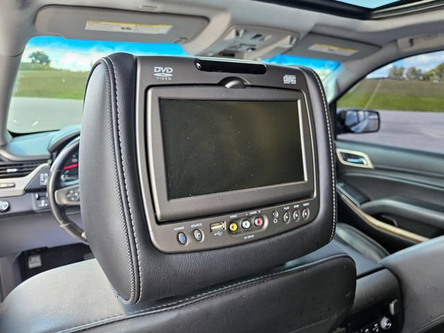 Used 2019 GMC Yukon Denali w/ Enhanced Security Package RWD image 27