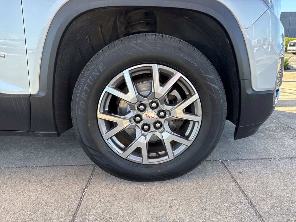 Used 2020 GMC Acadia SLT image 34