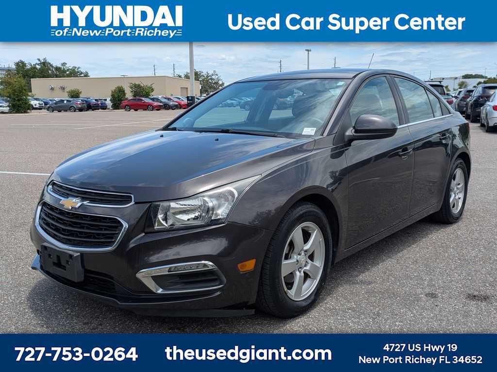 Used 2016 Chevrolet Cruze LT FWD image 1
