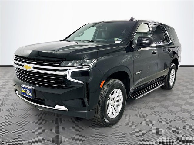 Used 2023 Chevrolet Tahoe LT image 3