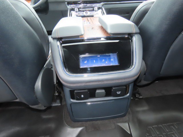 Certified 2024 Lincoln Navigator Black Label AWD/4WD image 21