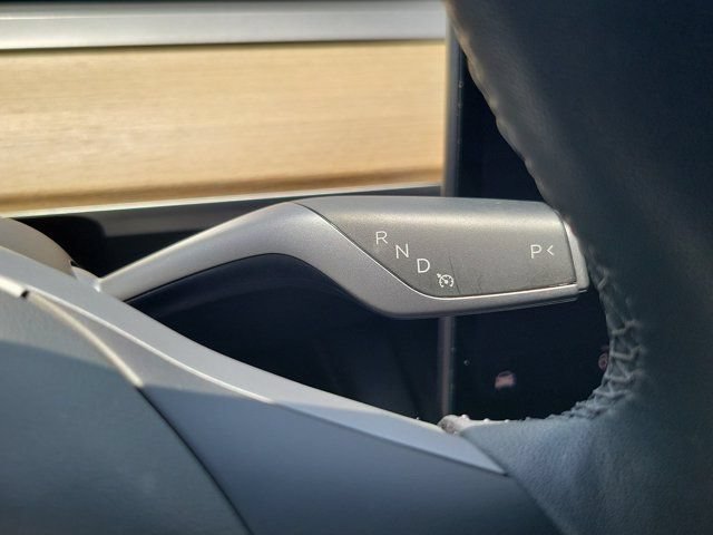 Used 2023 Tesla Model 3 Standard Range RWD image 29