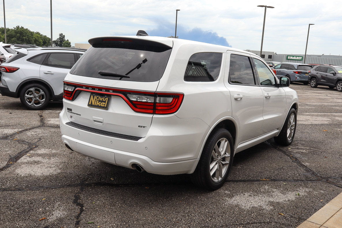 Used 2025 Dodge Durango GT AWD/4WD image 4