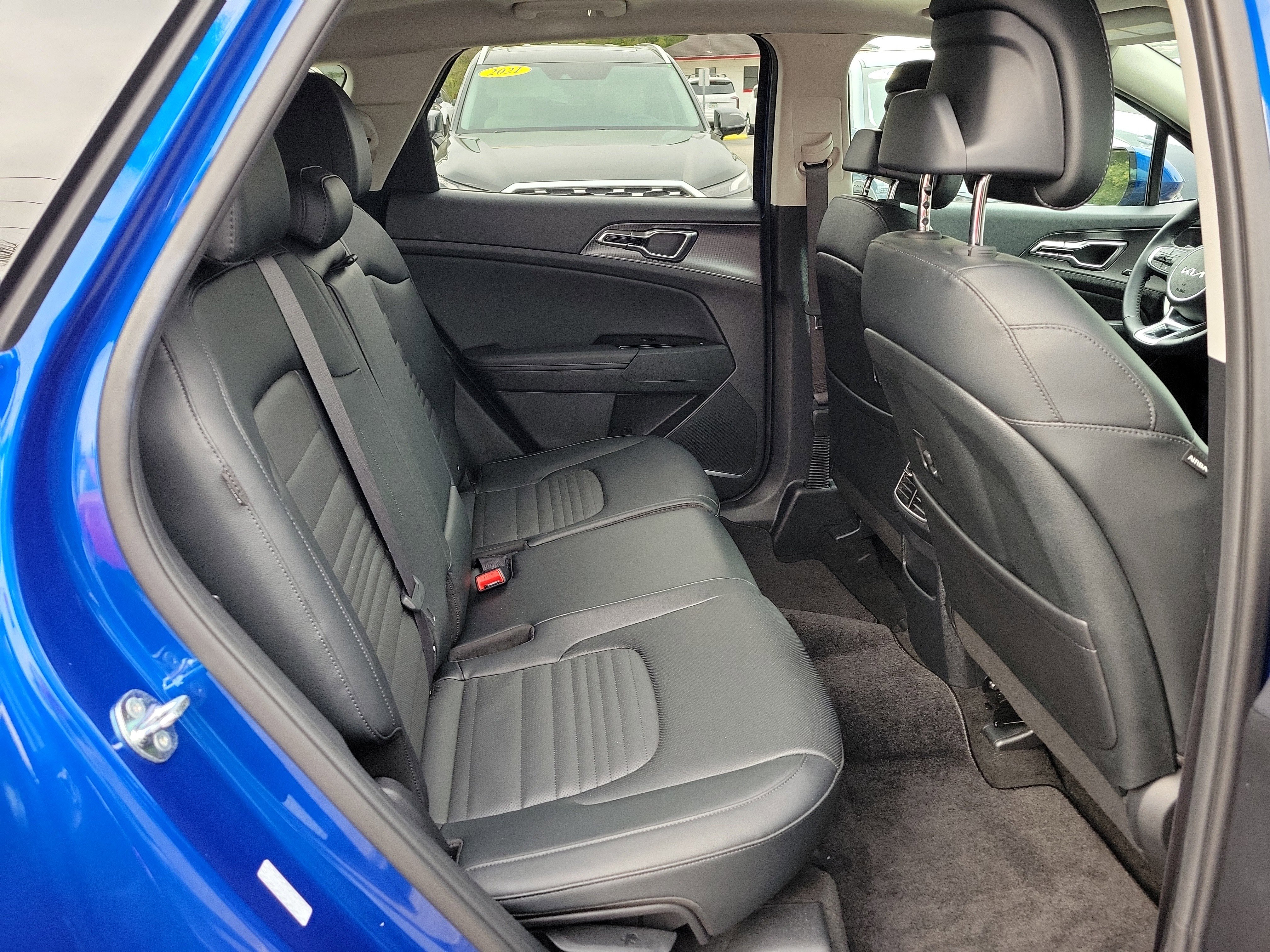 Certified 2025 Kia Sportage SX image 12