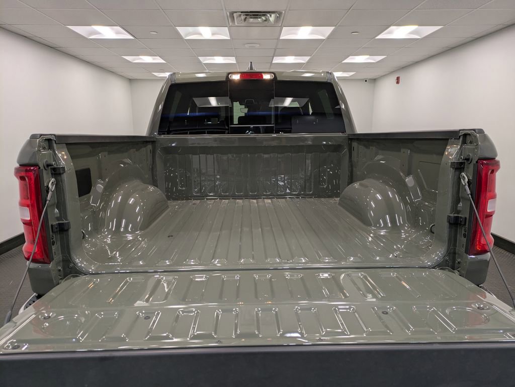 Used 2026 RAM 1500 Laramie AWD/4WD image 25