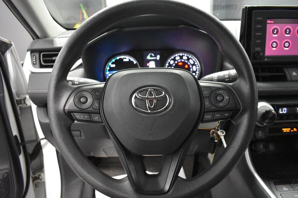 Used 2022 Toyota RAV4 LE AWD/4WD image 23