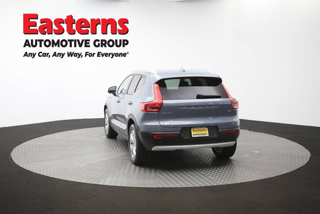 Used 2021 Volvo XC40 T4 Momentum FWD image 65
