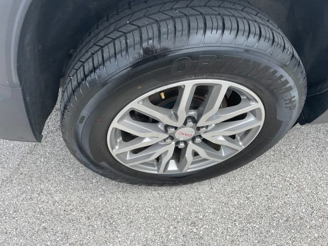 Used 2018 GMC Acadia SLE AWD/4WD image 19