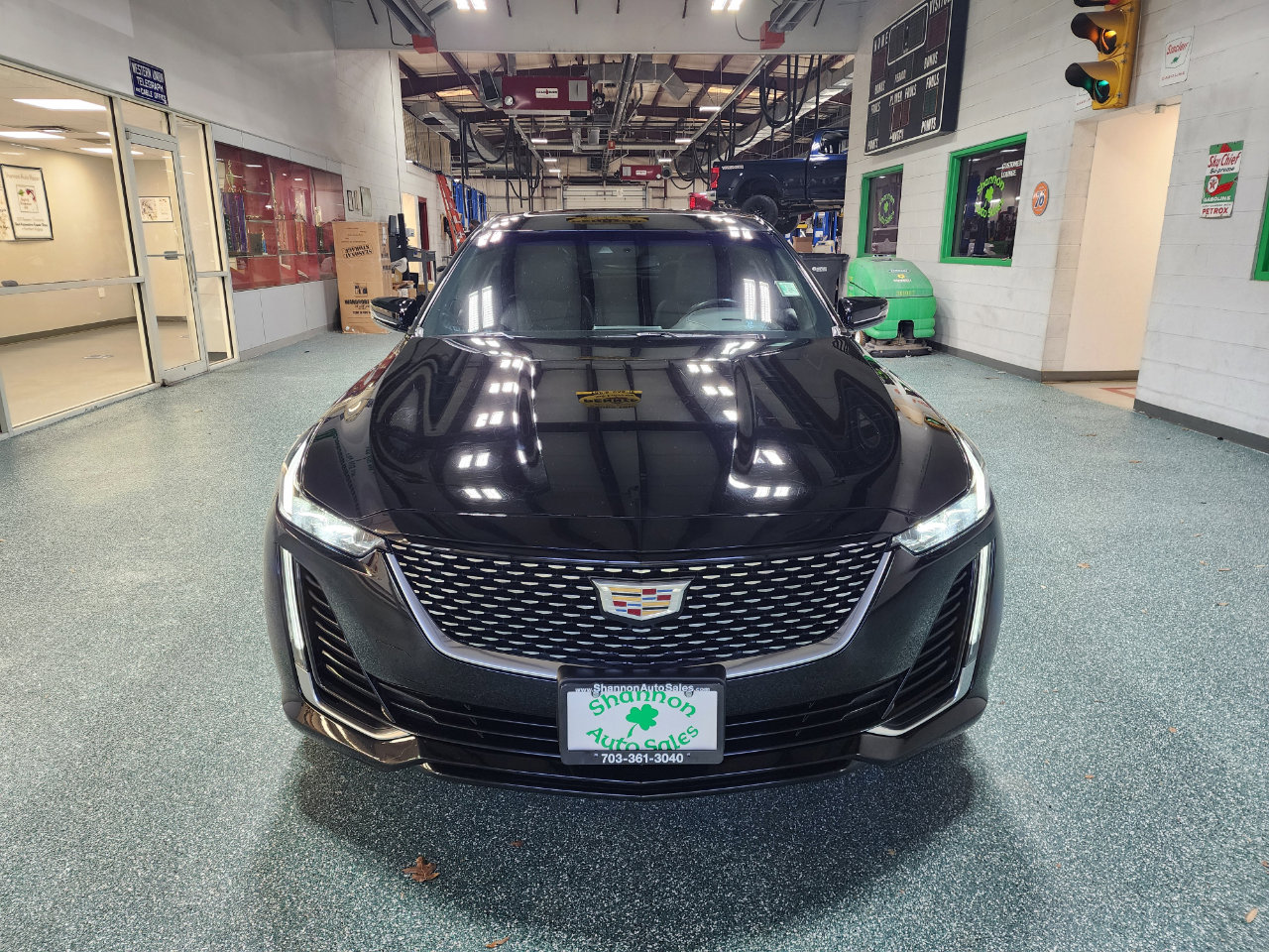 Used 2021 Cadillac CT5 Luxury w/ Sun And Sound Package image 3