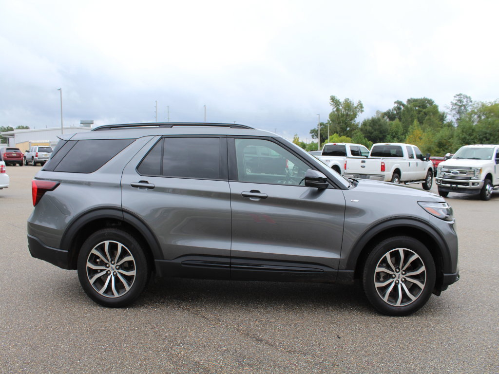 Used 2026 Ford Explorer ST-Line AWD/4WD image 6