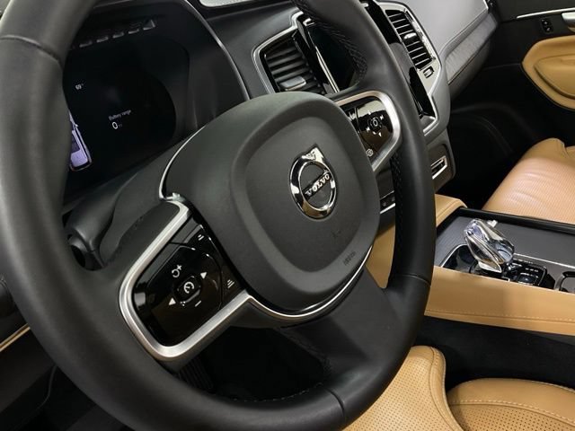 Certified 2025 Volvo XC90 T8 Ultra w/ Protection Package AWD/4WD image 20