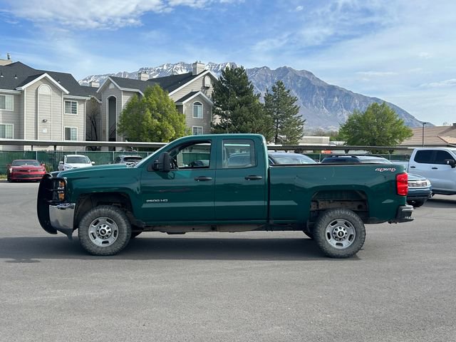Used 2017 Chevrolet Silverado 2500 W/T AWD/4WD image 7